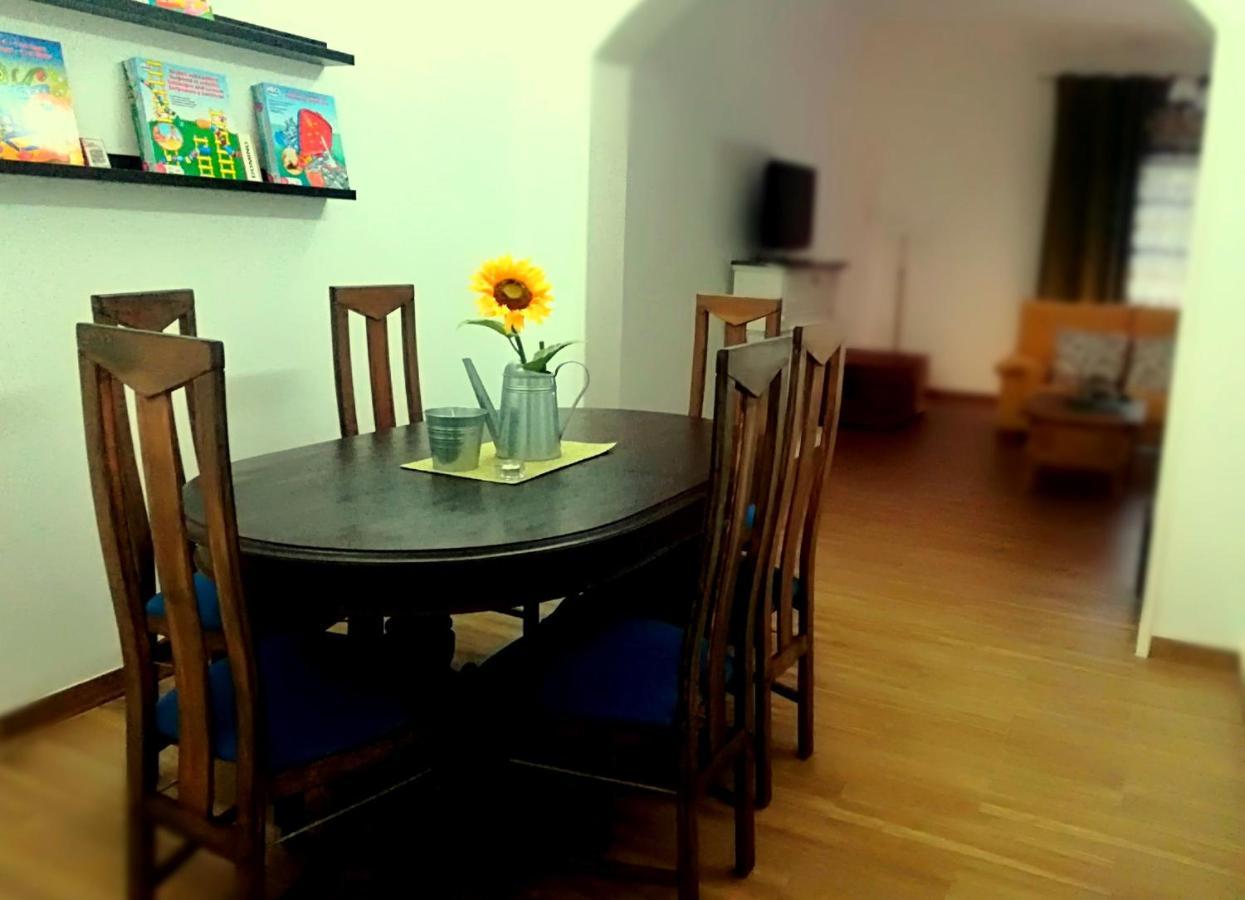 Tugaplace Acomodação com café da manhã Montijo Exterior foto